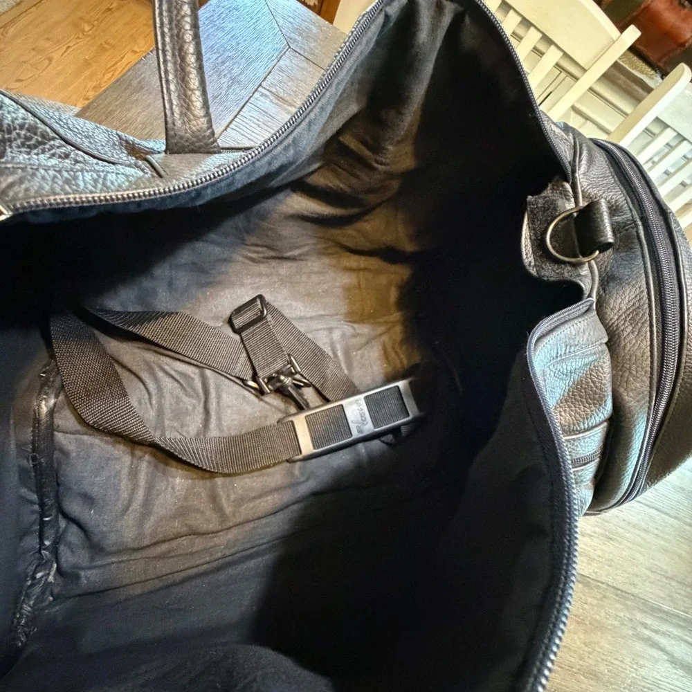 Vintage Lebo Voyager Black Leather Duffle Bag Weekender Travel Overnight Luggage